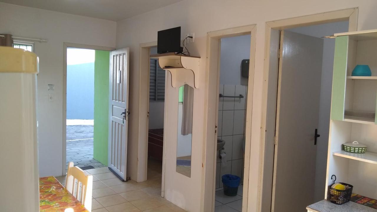 Pousada Emanuel Araranguá Buitenkant foto